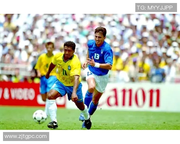 足球传奇球星的成长历程与辉煌成就解析