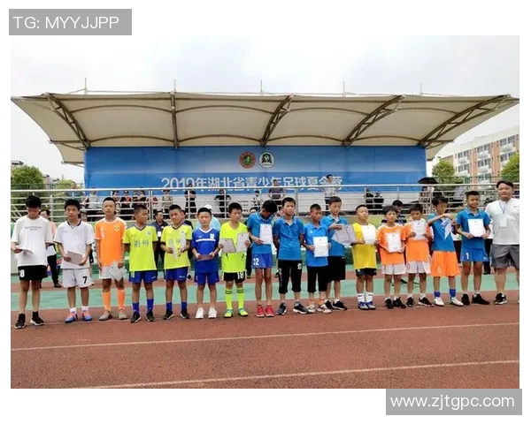 追逐绿茵梦与偶像光芒一起闪耀的足球星迷网名大全